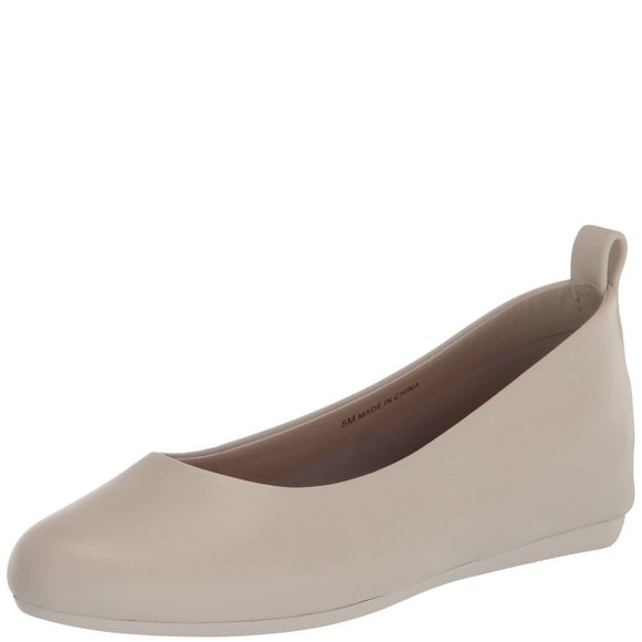 Andre Assous Women's Nalah Ballet Flat, White, 9 - Picture 1 of 1